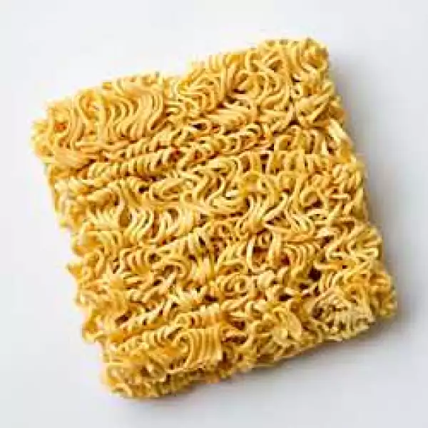 10 Reasons You Must Stop Eating Instant noodles